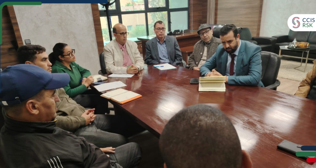 دراسة مشاكل أرباب وسائقي الطاكسيات الكبيرة للإستفادة من خدمات التغطية الصحية.