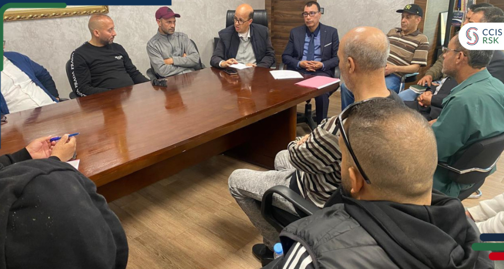 لقاء مع جمعية أرباب وسائقي الطاكسيات الصغيرة حول مشاكل التغطية الصحية.