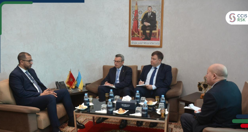 Monsieur Hassan SAKHI s’entretient avec S.E. M. Serhii Saienko, Ambassadeur d’Ukraine au Maroc.
