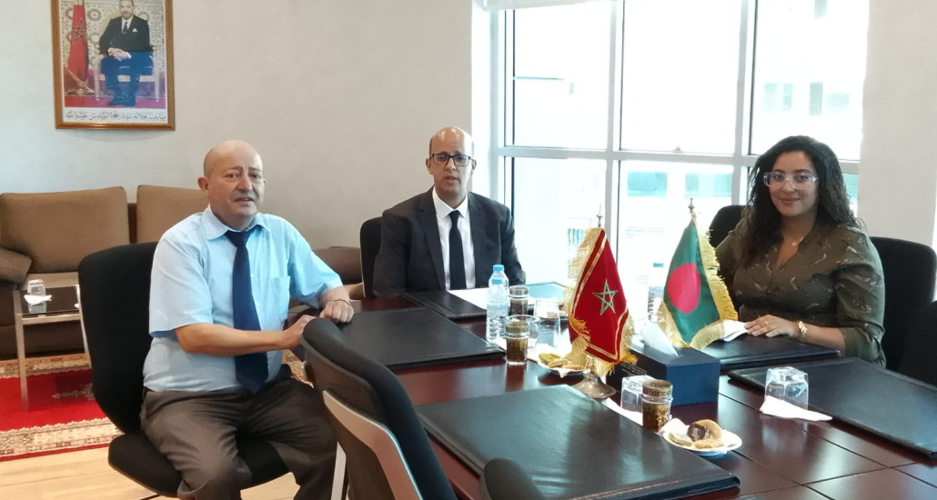 غرفة التجارة والصناعة والخدمات لجهة الرباط-سلا-القنيطرة تنظم ندوة افتراضية مع غرفة تجارة وصناعة دكا لتعزيز آفاق التعاون الاقتصادي المغربي-البنغلاديشي.