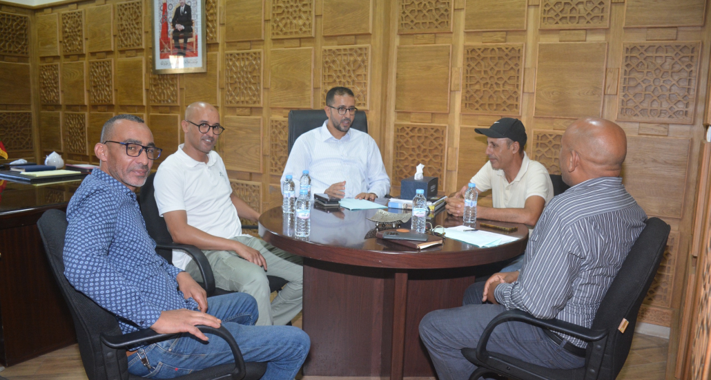 اجتماع عمل مع ممثلي الجامعة الوطنية لأرباب المقاهي والمطاعم بالمغرب .